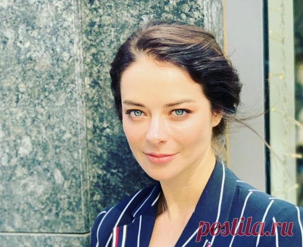 Марина Александрова в детстве: поклонники не узнали актрису на архивном фото