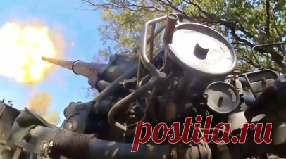 Поражены места хранения морских дронов и БПЛА: ВС РФ уничтожили железнодорожный эшелон с иностранным вооружением ВСУ. Железнодорожный эшелон с иностранным вооружением и склад ракетно-артиллерийского вооружения уничтожены в зоне СВО, сообщили в Минобороны РФ. Также ударами группировок войск ВС России были поражены места хранения безэкипажных катеров, БПЛА, а также цеха производства компонентов для оперативно-тактических ракет. За сутки были сбиты два истребителя Су-27 и один истребитель МиГ-29…