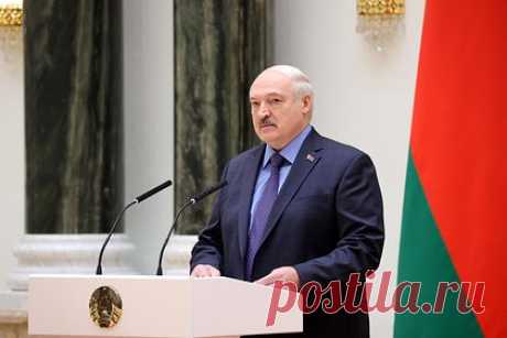 Лукашенко заявил о давлении на Пригожина в ходе попытки мятежа. Президент Белоруссии Александр Лукашенко заявил, что на основателя частной военной компании (ЧВК) «Вагнер» Евгения Пригожина было оказано сильное влияние со стороны командиров штурмовых отрядов группы. По его словам, многие бойцы были обижены, и это сказалось на их моральном состоянии.