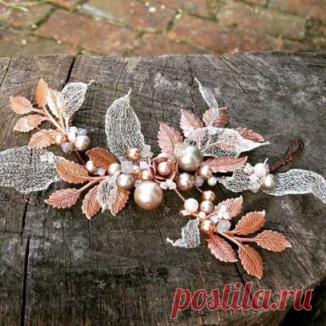 It's time for a small Sample Sale of designs created as commissioned pieces for photoshoots. First up is this leafy design in mixed metallics of copper and silver with opalescent pinks and greys and blush and platinum grey pearls. On a brown ribboned wire base; pin into the hair with kirby grips. Will post some model shots too. Sample sale price £100 (would retail at £220). #samplesale #bridal #headpiece #botanical #accessories #copper #rosegold #metallics