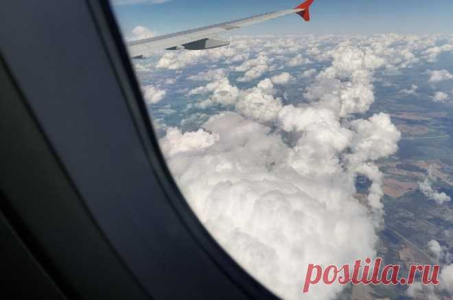 Минтранс: на субсидирование полетов по РФ выделят 25 млрд рублей. В 2023 году на эти цели направлено 60 млрд рублей.