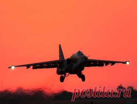 Летающий танк Су-25: какие «Грачи» прилетели в Сирию - Телеканал «Звезда»
