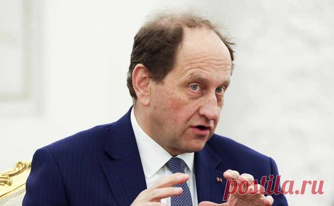 Вызванный после утечки беседы военных посол Германии покинул МИД России. Посол Германии в Москве Александр Ламбсдорфф, вызванный ранее в МИД России, покинул ведомство, передают ТАСС и «РИА Новости».