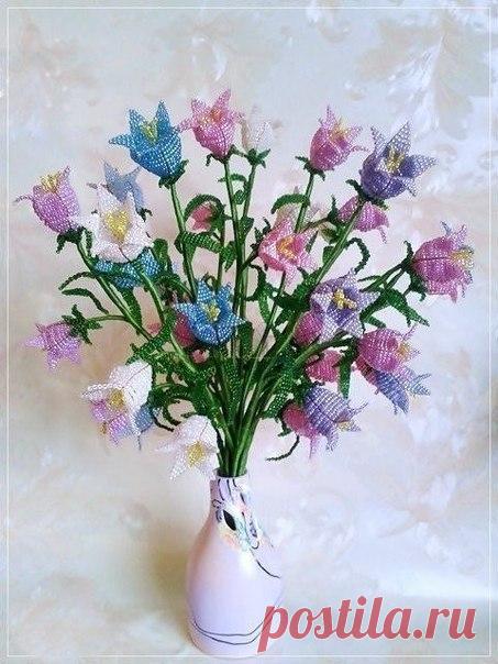 Плетём цветы из бисера. Колокольчики.