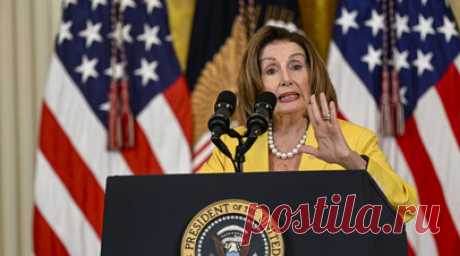 CNN: Пелоси велели освободить помещения для нового временного спикера. Бывший спикер палаты представителей Нэнси Пелоси сообщила, что новый временный спикер нижней палаты конгресса республиканец Патрик Макгенри приказал ей освободить занимаемый ею офис в здании Капитолия. Читать далее