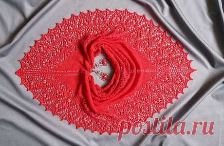 Ravelry: Sofia Shawl pattern by Lyubov Shalnaya
