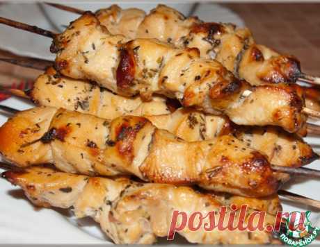 Шашлычки пикантные из куриной грудки – кулинарный рецепт
