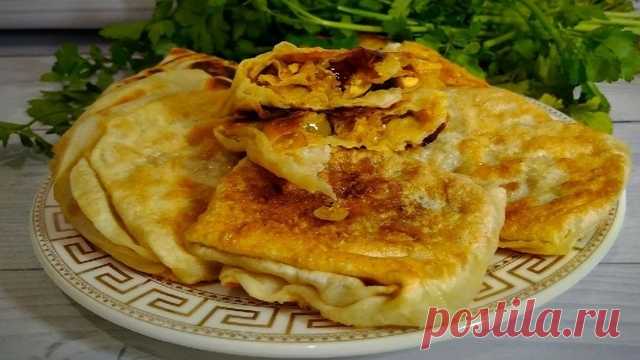 Лепешки на воде с луком и курицей – пошаговый рецепт с фотографиями