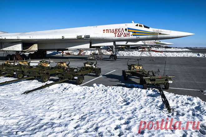 Страх и ужас американцев: как обновленный «гадкий утенок» Ту-160М2 станет неуязвимым «Белым лебедем»