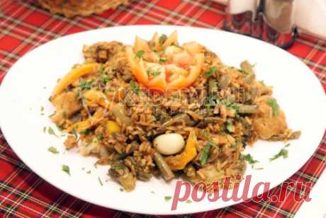 Рис с овощами и соевым соусом Рис с овощами и соевым соусом, простое и очень вкусное блюдо на каждый день.