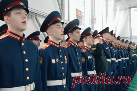 Правнука генсека Андропова посвятили в кадеты Росгвардии. Церемония состоялась в Музее Победы на Поклонной горе.