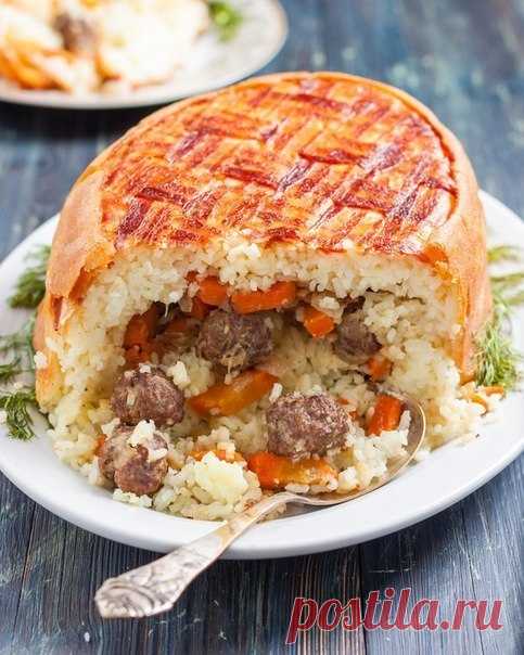 Хан-плов с фрикадельками.