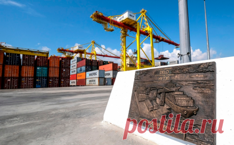 Морской терминал на юге России начнет прием из Турции паромов на 100 фур. В Новороссийске откроется площадка для приема из Турции крупных паромов, способных перевозить за раз около 100 фур. На фоне западных санкций поставки из этой страны резко выросли и для обработки грузов понадобились новые места