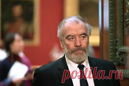 Новый директор Большого театра Гергиев выступил с заявлением. Новый директор Большого театра Валерий Гергиев выступил с заявлением. Дирижер назвал новое назначение огромной ответственностью, а также сообщил, что сейчас важное время для работы в России, а не за рубежом. Гергиев также добавил, что бывший гендиректор ГАБТа Владимир Урин сделал все возможное для учреждения.