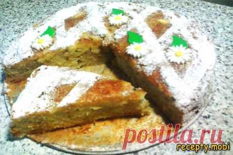 Пирог с яблоками - простой и вкусный рецепт 

Ингредиенты 
пшеничная мука – 200-250 г; 
яйца крупные – 3 шт. (или 4 шт. мелких); 
сливочное масло или маргарин – 200 г; 
сахарный песок – 150-200 г; 
ванилин – 0,5 чайной ложки; 
соль – 1 щепотка; 
разрыхлитель для теста – 1 пакетик (10 г); 
корица – 1 чайная ложка; 
сахарная пудра для украшения – 4 чайные ложки; 
цветы из мастики, орешки, миндальные хлопья для украшения – по желанию.