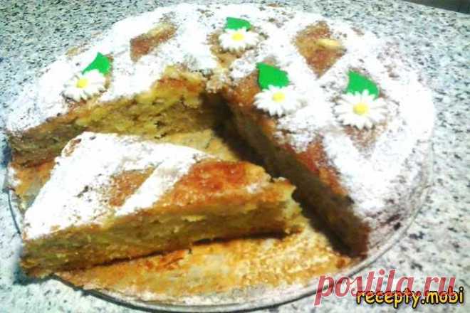 Пирог с яблоками - простой и вкусный рецепт 

Ингредиенты 
пшеничная мука – 200-250 г; 
яйца крупные – 3 шт. (или 4 шт. мелких); 
сливочное масло или маргарин – 200 г; 
сахарный песок – 150-200 г; 
ванилин – 0,5 чайной ложки; 
соль – 1 щепотка; 
разрыхлитель для теста – 1 пакетик (10 г); 
корица – 1 чайная ложка; 
сахарная пудра для украшения – 4 чайные ложки; 
цветы из мастики, орешки, миндальные хлопья для украшения – по желанию.