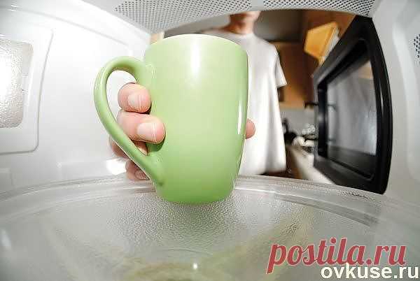 Как отмыть засаленную микроволновку. Ответ - Простые рецепты Овкусе.ру