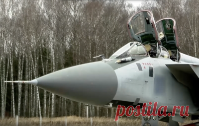 ФСБ: в операции Киева по угону МиГ-31 с "Кинжалом" использовалась Bellingcat. При выходе на командира воздушного корабля разведка использовала уже попадавшую в поле зрения так называемую журналистскую организацию, сообщили в службе