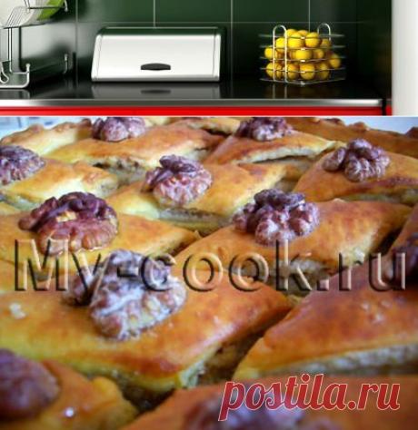 Ореховый слоеный пирог