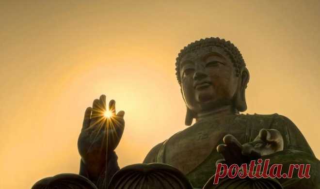 Большой Будда на острове Лантау, Гонконг