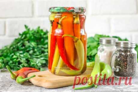 Оригинальные заготовки из острого перчика: делюсь своими любимыми рецептами на зиму | Огородные шпаргалки | Яндекс Дзен