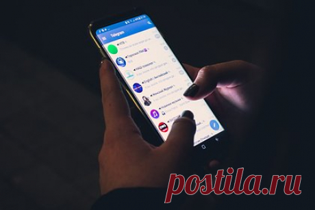 Оценены риски потери контроля над смартфоном из-за «мины» в Telegram. Эксперт Академии Информационных Систем Сергей Боронин рассказал об опасности скачивания «заминированной» версии Telegram. Этим он поделился с агентством «Прайм». Специалист отметил, что установка зараженного мессенджера может привести к потере контроля над смартфоном и персональными данными.