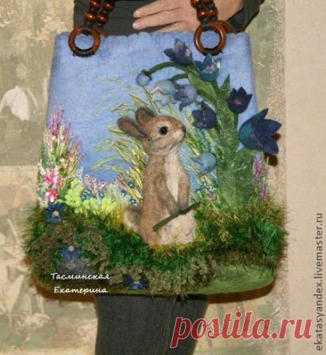 На лугу - голубой,рисунок,зайчик,заяц,луг,цветы,трава,колокольчики,лето