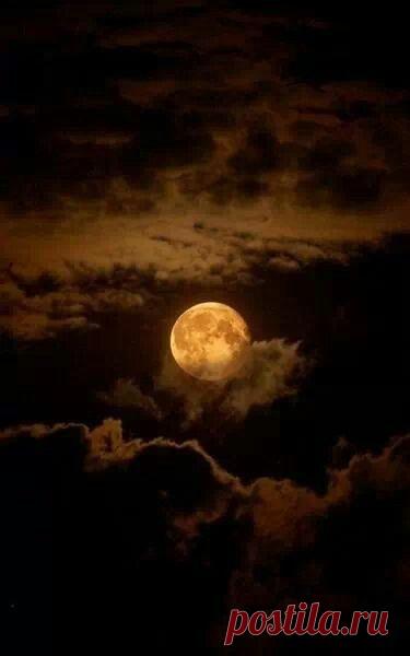 луна