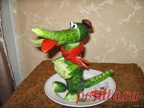 С первыми огурцами-2017 в моём огороде !