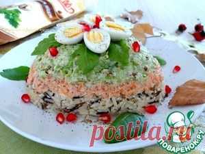 Рыбный салат с рисом, сельдереем и грецким орехом - кулинарный рецепт