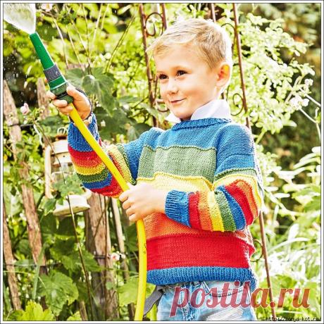 Разноцветный джемпер в полоску