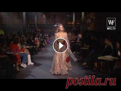 VALENTINO | RENDEZ-VOUS | ВЕСНА-ЛЕТО 2022 | НЕДЕЛЯ МОДЫ В ПАРИЖЕ Больше новостей на нашем сайте: #WorldFashionChannel...
