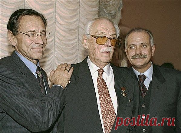 Сергей МИХАЛКОВ с сыновьями