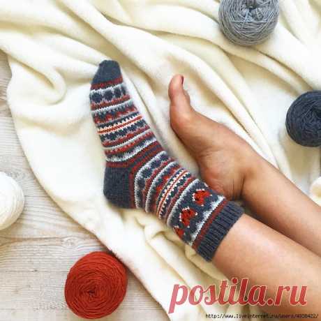Fox Isle Socks by Life Is Cozy