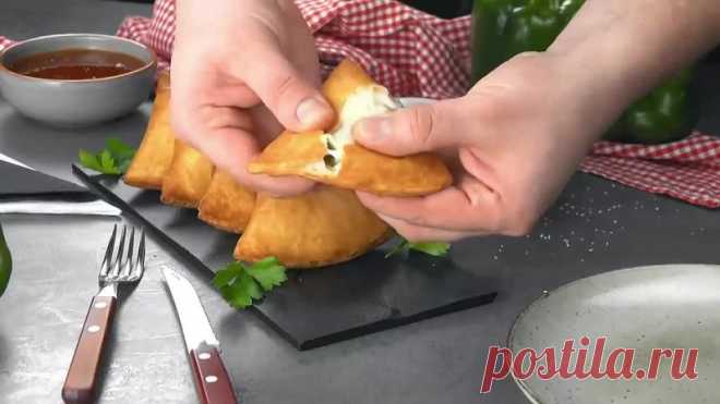 Haпoлняем yгoлки из тecтa paзнooбpaзными нaчинкaми: тpи aппeтитныx вapиaнтa зaкycoк

Хрустящие закуски с начинкой: три простых и оригинальных рецепта для самых вкусных закусок

Показать ещё