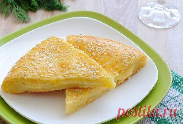 Сырные лепешки.