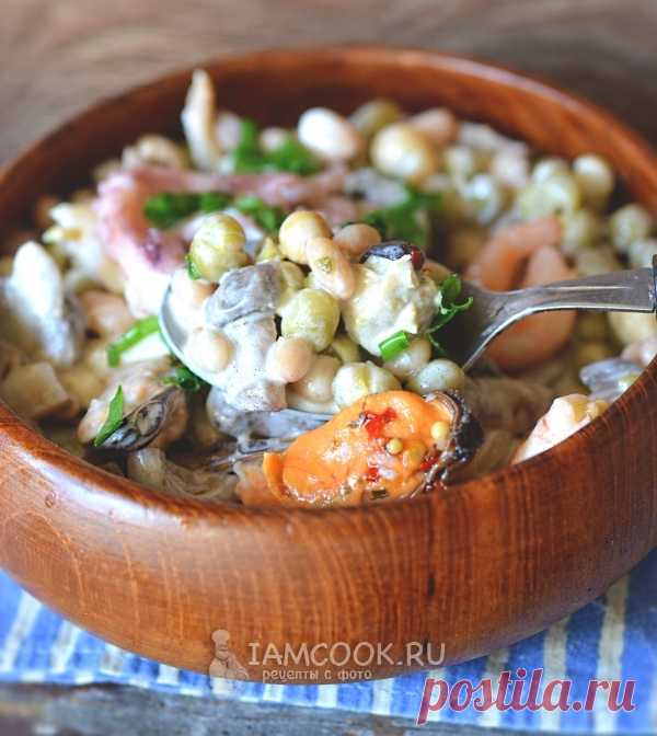 Салат с белой консервированной фасолью, рецепт с фото