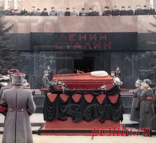 В обстановке строжайшей секретности...