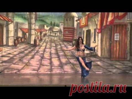 Rania at Cairo Shimmy Quake 2014