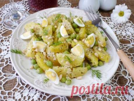 Картофельный салат с кедровыми орешками и сырной заправкой – рецепт с фото на Koolinar.ru