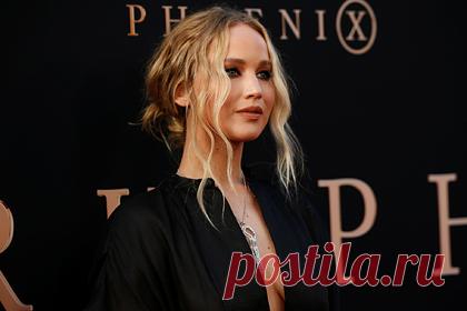 Звезда «Голодных игр» рассказала о травме от слива интимных фото. Американская актриса Дженнифер Лоуренс рассказала о травме от слива ее интимных фотографий в 2014 году. «Кто угодно может посмотреть на мое обнаженное тело без моего согласия в любое время суток. Кто-то во Франции их только что опубликовал. Моя травма будет вечной», — сказала звезда.