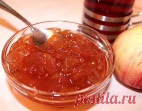 Вкусные рецепты повидла:
**********************************************
Рецепт яблочного повидла
Понадобится: на 1кг очищенных от кожицы яблок берите 500-700г сахара.
Как приготовить яблочное повидло. Яблоки очистить, вырезать семена, разрезать на четвертинки, затем пропарить для размягчения на паровой бане (проще всего использовать для этого пароварку). Общее время пропаривания – около 15-20мин после закипания воды. Размягчившиеся яблоки нужно пюрировать (блендером, при п...
