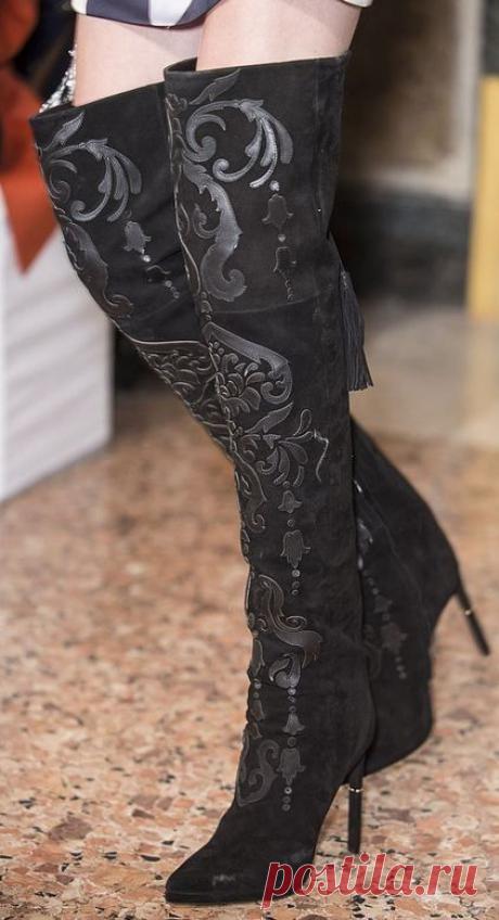 Runway Recap: The Best Shoes From Milan Fall 2013