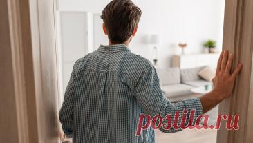 Психиатр назвал признаки невменяемого продавца квартиры. Главный врач клиники &quot;Аксона&quot;, психиатр Эдуард Холодов рассказал &quot;Ленте.ру&quot; о явных признаках невменяемого продавца квартиры. По словам специалиста, в первую очередь стоит насторожиться, если продавец выглядит ...