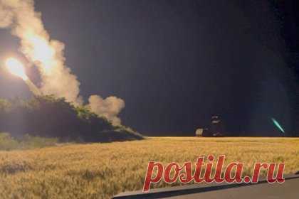 Польша проведет учения у границы России с американскими танками и РСЗО. Польша проведет у границы с Россией учения «Осенний огонь» с использованием американской и польской военной техники. Мероприятия пройдут в воскресенье, 17 сентября, в Учебном центре Сухопутных войск Бемово-Писке. Помимо прочего, на полигоне будут представлены танки Abrams, реактивные системы залпового огня HIMARS.