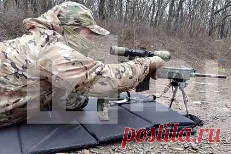 Российские военные рассказали о трофейном оружии в зоне СВО. Российские военные рассказали подробности о захваченном трофейном оружии у Вооруженных сил Украины (ВСУ). Снайпер с позывным Наум описал технические характеристики украинской винтовки «Форт-301», которая досталась ему в зоне специальной военной операции (СВО) в первые дни ее проведения.