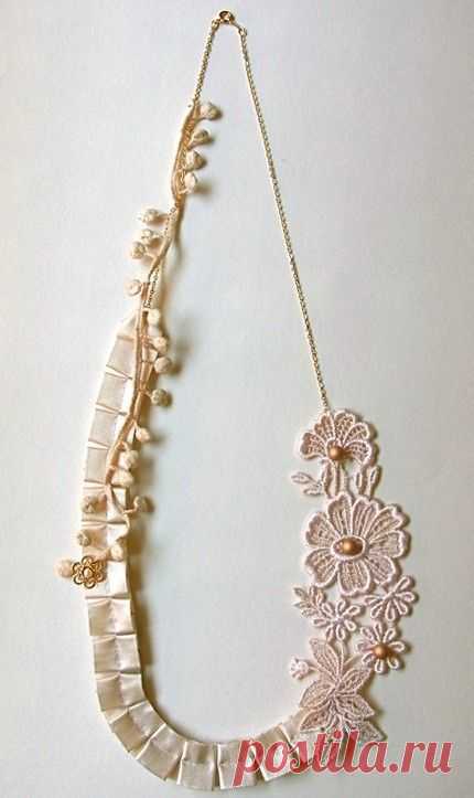 Ori Hana lace necklace 2