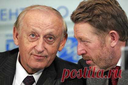 Экс-глава «Мотор сич» попросил включить его в список обмена с Россией. Бывший президент украинского завода «Мотор Сич» Вячеслав Богуслаев попросил включить его в список на обмен с Россией, передает ТАСС. Экс-глава предприятия написал соответствующее письмо-заявление на имя главы офиса президента Украины Андрея Ермака. Уточняется, что документ был направлен 20 марта 2023 года.