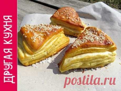 Стоит только полить тесто содой и результат вас удивит! Вкусные слоенки!