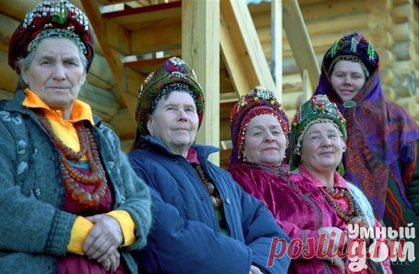 Староверы знают секреты долгожительства! В прошлом году судьба занесла меня на Байкал со стороны Бурятии. Я гидрограф, и мы работали на речке Баргузин. Почти нетронутая природа, чистейший воздух, хорошие простые люди — все приводило в восторг. Но больше всего меня поразили там поселения «семейских». Мы сначала понять не могли, что это такое. Потом нам объяснили, что это староверы. Семейские живут отдельными поселками, у них очень строгие обычаи. Женщины и по сей день ходят в сарафанах до пят,…
